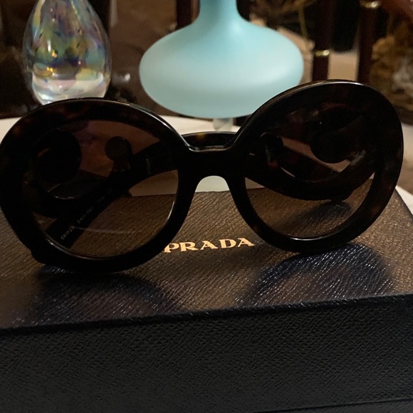 Prada Sunglasses - Picture 9 of 11
